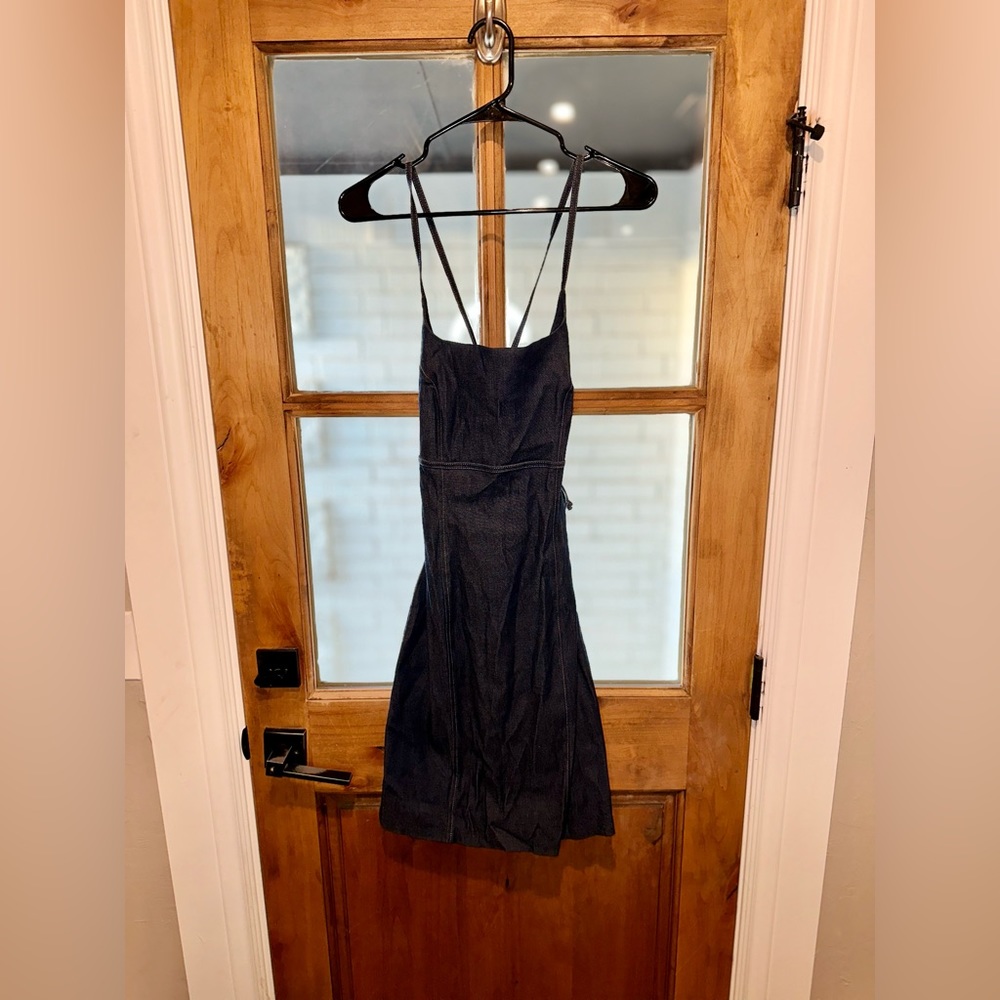 BRAND NEW size 8 Caché denim dress